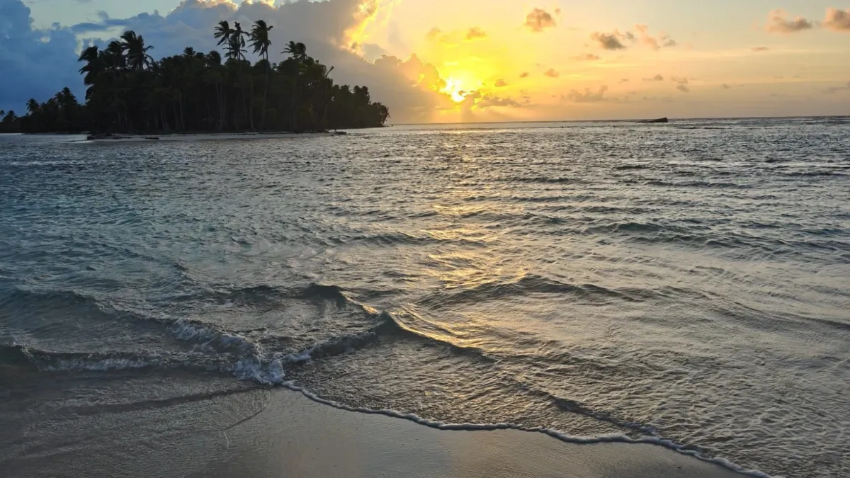 Sailing and Freediving Holiday: Beyond the Resort